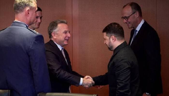 Thumbnail for মার্কিন চাপের মুখে ইউরোপীয় নেতারা ইউক্রেন সমর্থন জোরদার করবেন