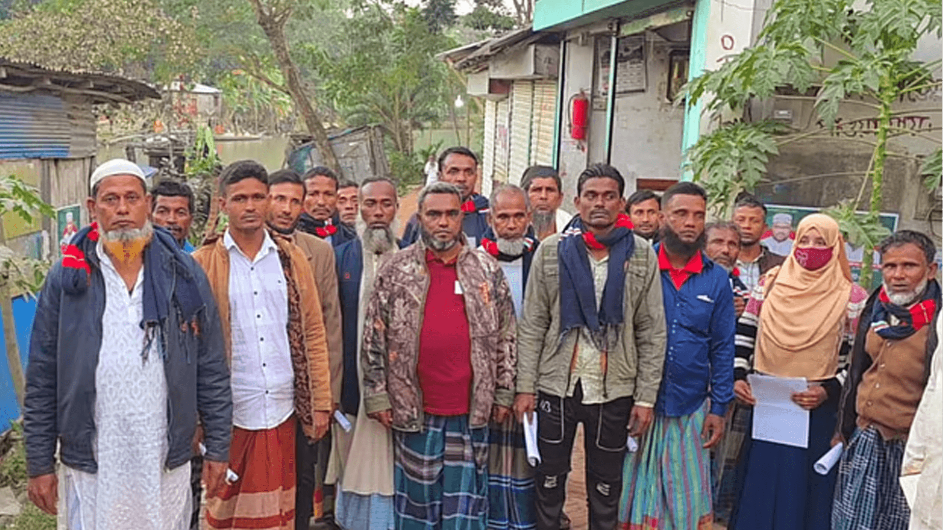 Thumbnail for ভারতে আটক ১৯ জেলে ৯৭ দিন পর দেশে প্রত্যাবর্তন