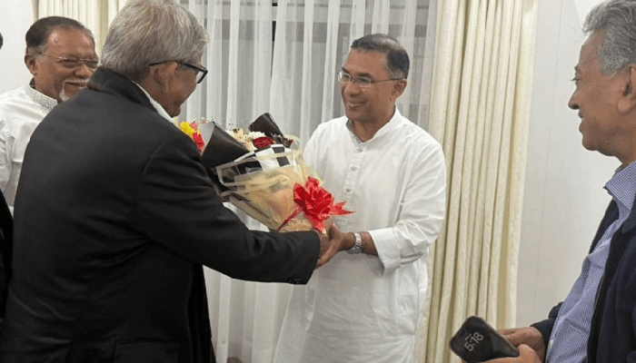 তারেক রহমানকে মির্জা ফখরুলের শুভেচ্ছা