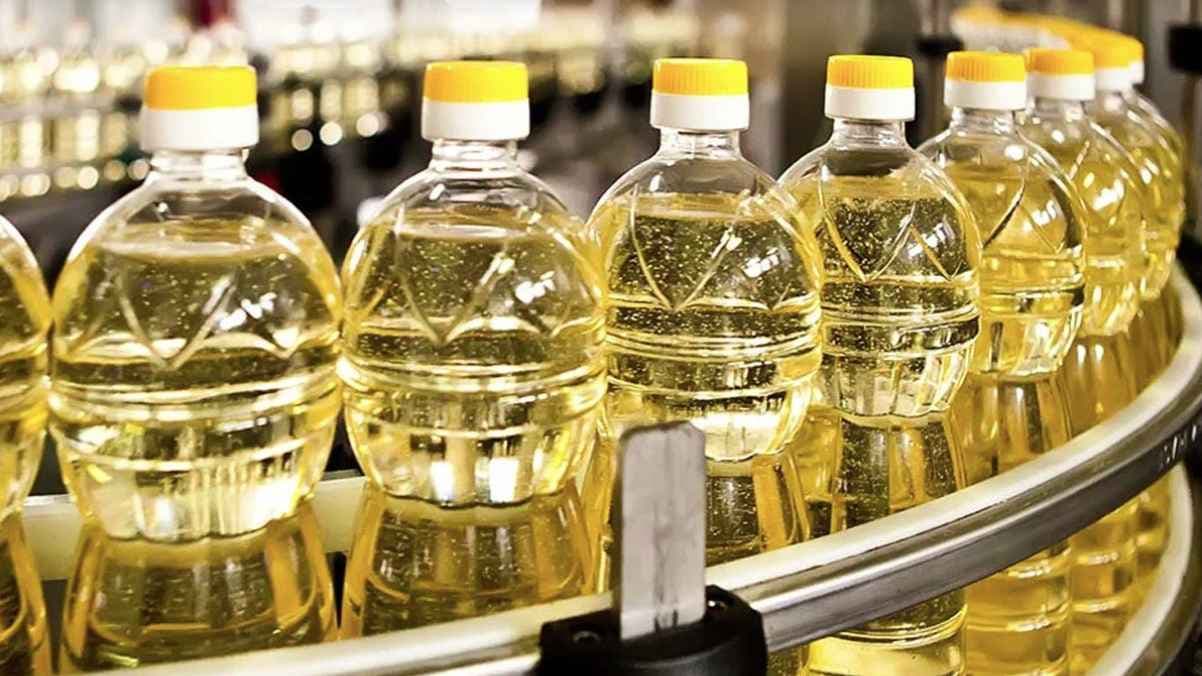 Thumbnail for রমজানে সংকট রুখতে ব্রাজিল থেকে আসছে ২ কোটি ৭১ লাখ লিটার সয়াবিন তেল