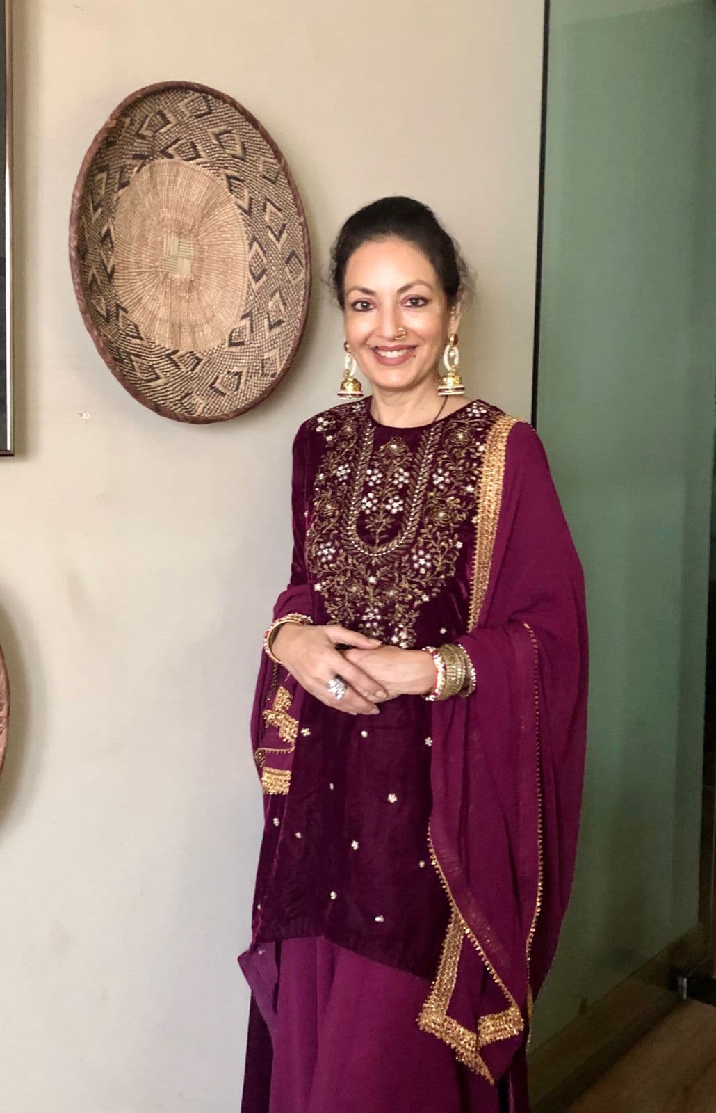 Thumbnail for নিশা সিং: ক্যানটিন থেকে রুপালি পর্দা, অতঃপর স্বেচ্ছা নির্বাসন