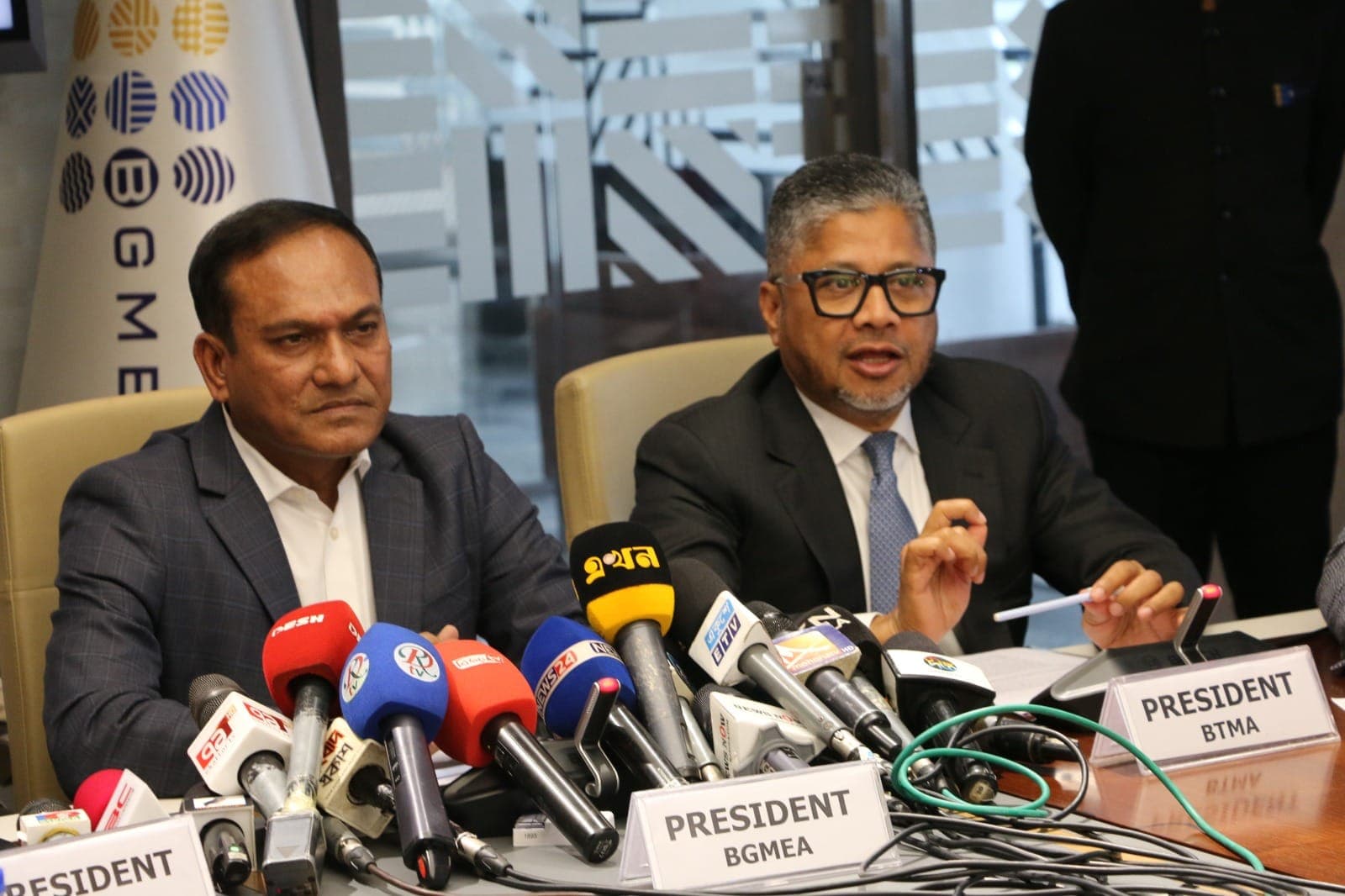 Thumbnail for সুতা আমদানিতে শুল্কের প্রস্তাব: মুখোমুখি অবস্থানে বিটিএমএ ও বিজিএমইএ