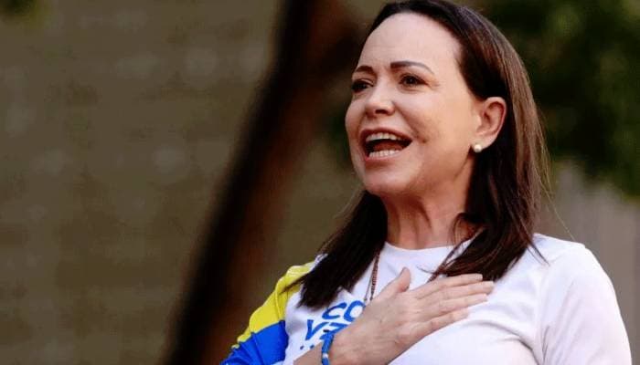 Thumbnail for নোবেল নিতে সময়মতো পৌঁছাননি মাচাদো