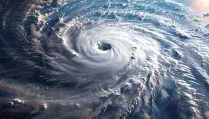 Thumbnail for ধেয়ে আসছে ঘূর্ণিঝড় ‘ডিটওয়াহ’