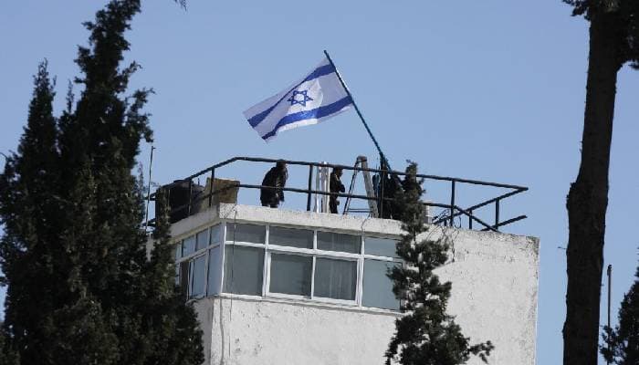 Thumbnail for জেরুজালেমের জাতিসংঘ কার্যালয়ে ইসরায়েলি বাহিনীর অভিযান