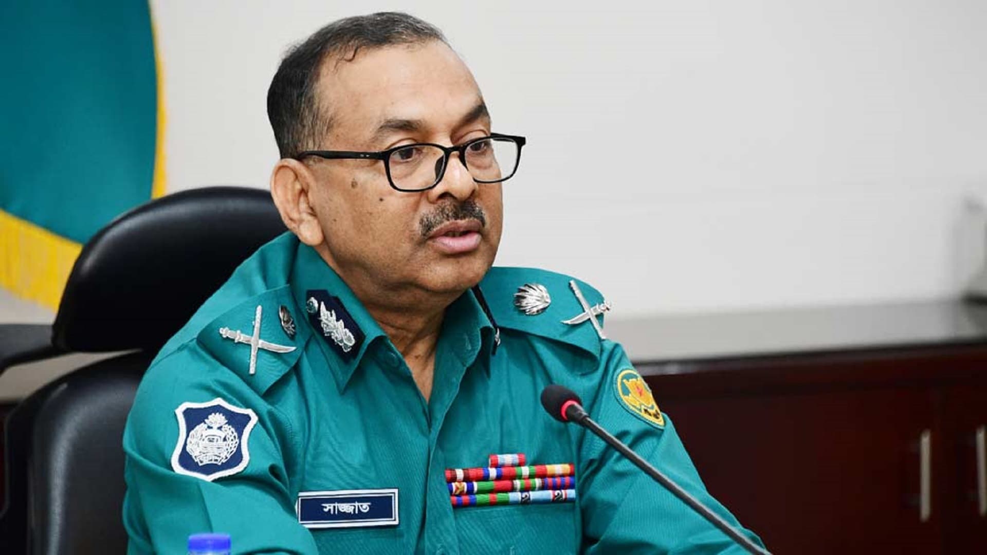 Thumbnail for পুলিশের ওপর হামলা বাড়লে খেসারত জনগণকেই দিতে হবেঃডিএমপি কমিশনার