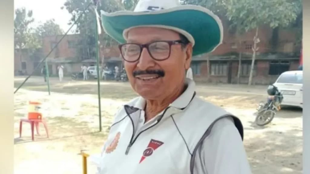 Thumbnail for ক্রিকেটে মৌমাছির ঝাঁকের হানা: মাঠে প্রাণ হারালেন অভিজ্ঞ আম্পায়ার