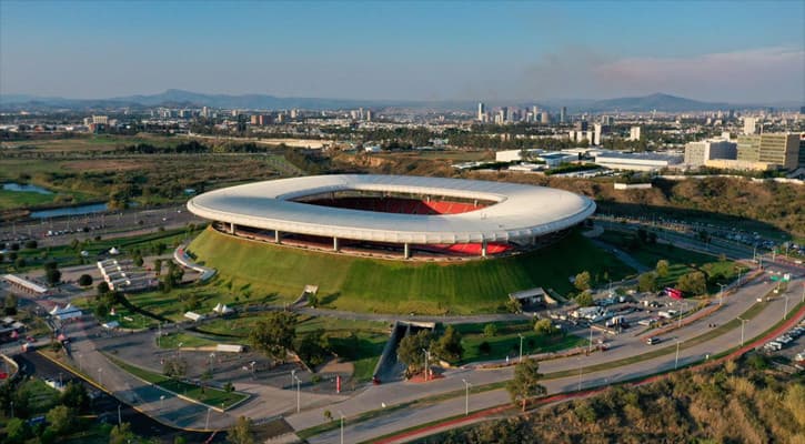 Thumbnail for বিশ্বকাপ স্টেডিয়ামের পাশ থেকে শত শত দেহাবশেষ উদ্ধার, নিরাপত্তা প্রশ্নবিদ্ধ